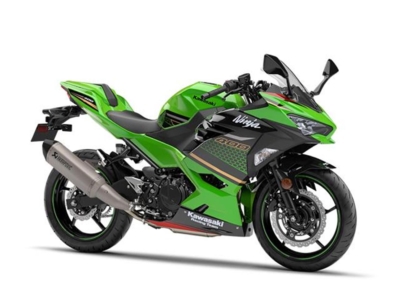 Ninja 400 is Kawasaki’s lightweight sportbike offering perfect balance between performance, comfort, and style. Discover why the Ninja 400 is the best