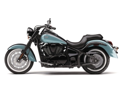 Vulcan 900 Classic combines power, comfort, and timeless cruiser styling. Discover how the Vulcan 900 Classic delivers smooth performance, relaxed ergonomic