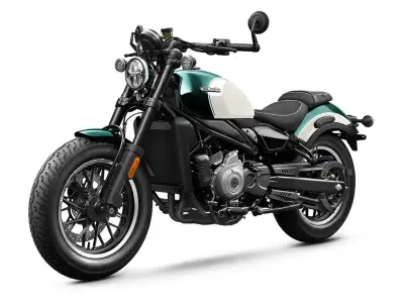 CFMOTO 450CL-C combines classic cruiser styling with modern engineering. Discover why the CFMOTO 450CL-C delivers premium comfort, powerful performance