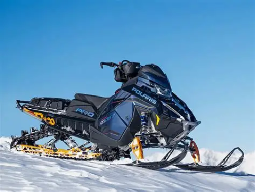 Discover the Patriot, Polaris’s turbocharged snowmobile featuring 850cc 2-stroke power, 144-inch track, and trail-to-mountain versatility.