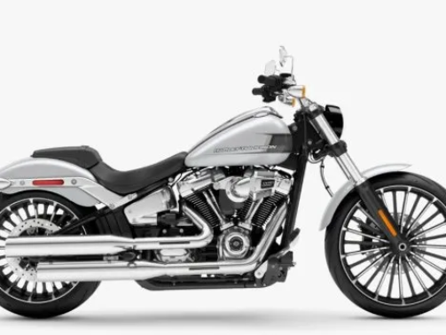 Harley-Davidson Breakout combines aggressive drag-bike styling with Milwaukee-Eight power. Discover how the Harley-Davidson Breakout dominates the road