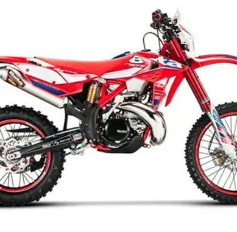 The Beta 250 RR X-PRO delivers sharp 2-stroke power, advanced enduro suspension, and serious trail capability. Discover why the Beta 250 RR X-PRO is best