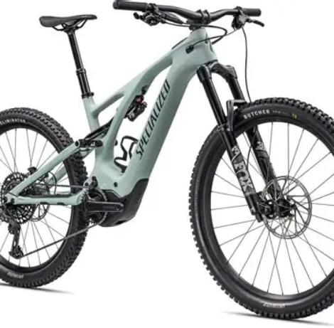 The Specialized Turbo Levo delivers industry-leading trail performance with a 90 Nm Turbo Full Power 2.2 motor, 700 Wh battery, 150–160 mm suspension