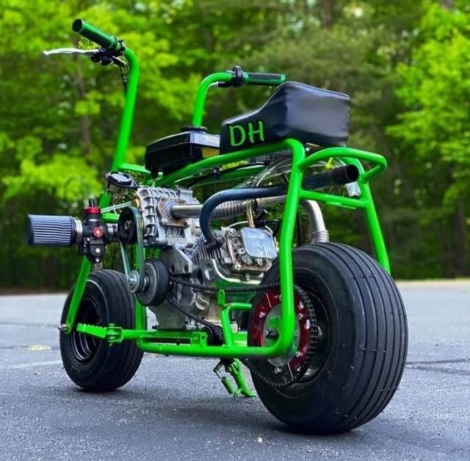 Pocket bike custom exhaust systems improve performance, airflow, sound, and styling. Learn how custom exhausts work, their benefits, tuning tips.